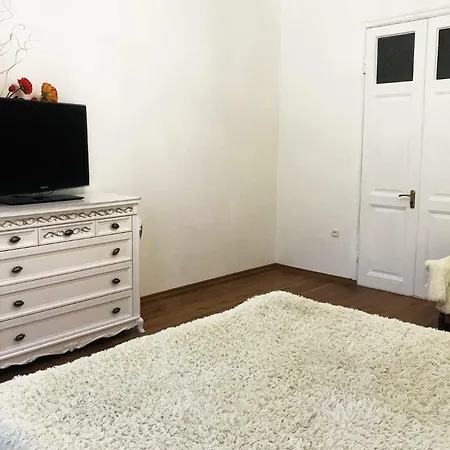 Apartment Уютная Квартира В Центре Одессы На Лидерсовский Бульваре 17 *